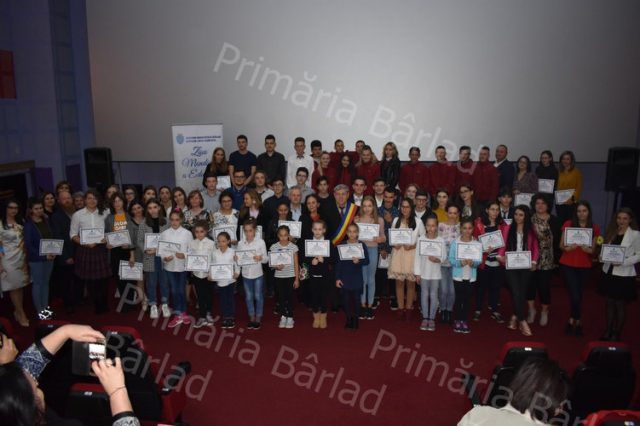 Elevii olimpici ai Bârladului, premiați de Primăria Bârlad
