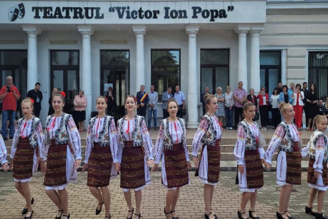 Peste 1.200 de copii din țară, la cea de a 18-a ediție a Concursului național de dans și costume eco ”Fantezii de vară”
