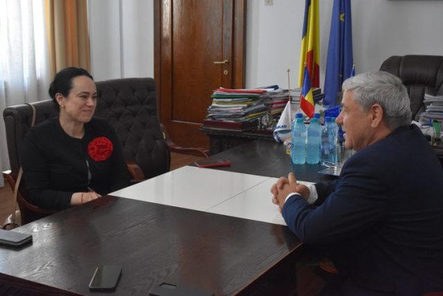 Ministrul Muncii, Simona Bucura-Oprescu, în vizită la Bârlad