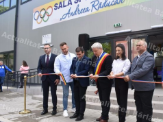 A fost inaugurată sala de sport a orașului. Obiectivul a primit numele marii gimnaste Andreea Răducan