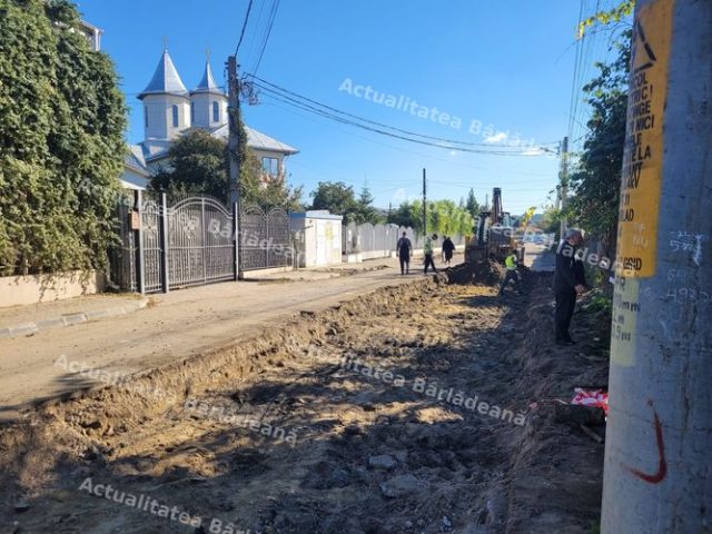 Asfaltarea străzilor din cartierele Munteni și Podeni, prin Programul ”Anghel Saligny”, în imagini