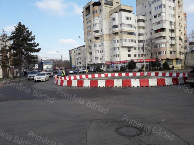 Sensul giratoriu din zona Confecții, funcțional!
