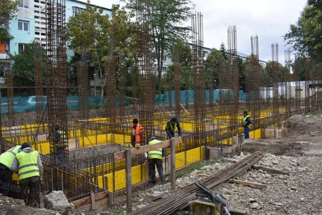 A fost turnată fundația noului corp de clădire pentru Grădinița nr.5