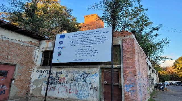A fost semnat contractul de execuție a primului Centru de zi pentru persoane vârstnice din Bârlad