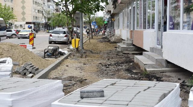 O nouă etapă de reabilitare a trotuarelor din Bârlad