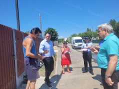 Campania de informare privind obligativitatea câinilor cu stăpân continuă