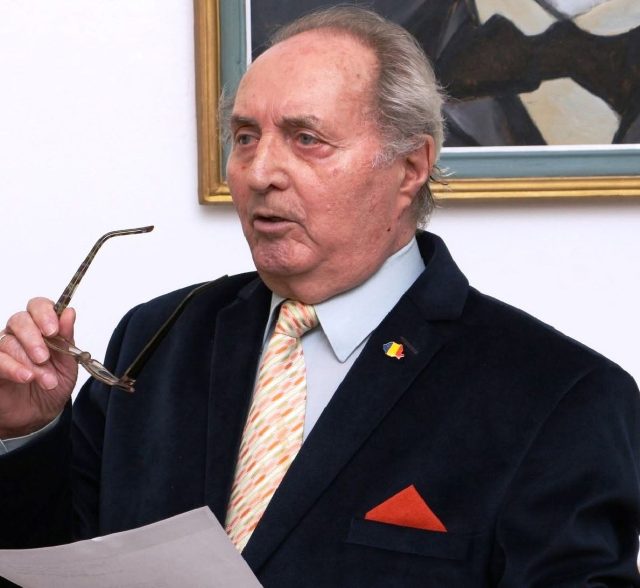 A încetat din viață profesorul și scriitorul Gruia Novac, o voce importantă a lumii literelor