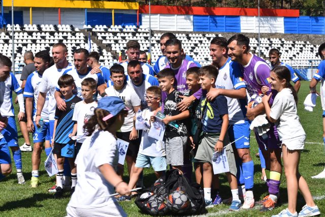FOTBALUL S-A ÎNTORS ACASĂ! ȘI S-A ÎNTORS CU O VICTORIE DE NEUITAT!
